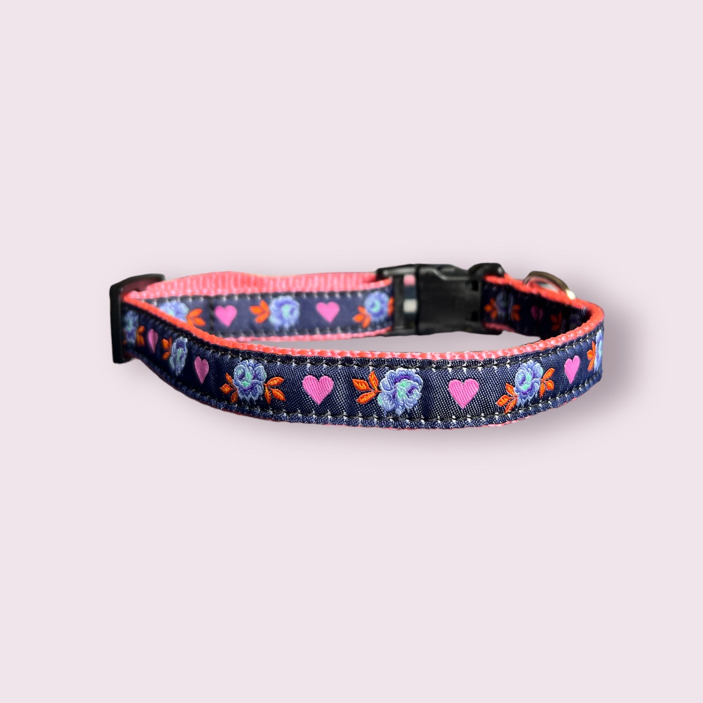 Love & Roses Dog Collar M