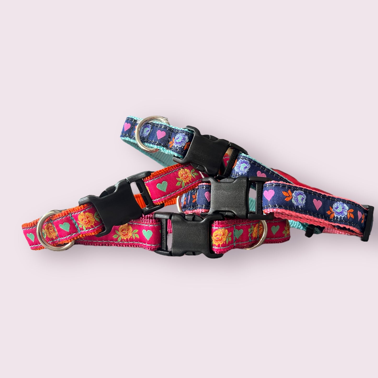 Love & Roses Dog Collar M